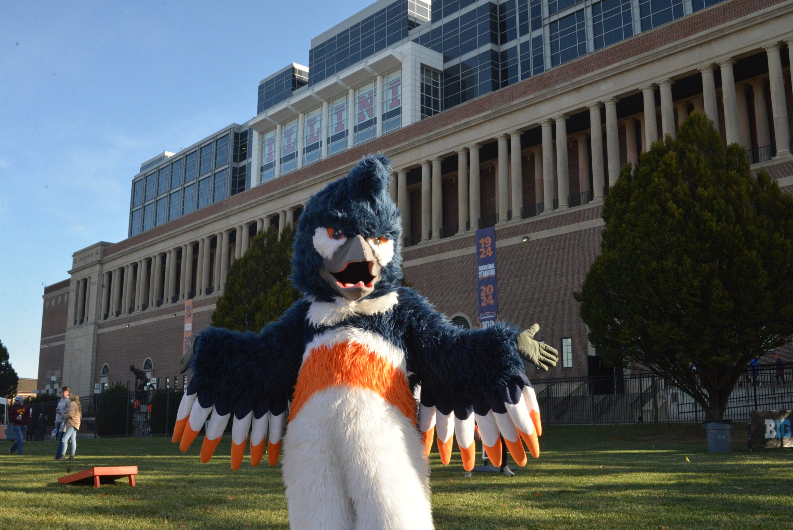 The Belted Kingfisher mascot posing in front of Memorial Stadium